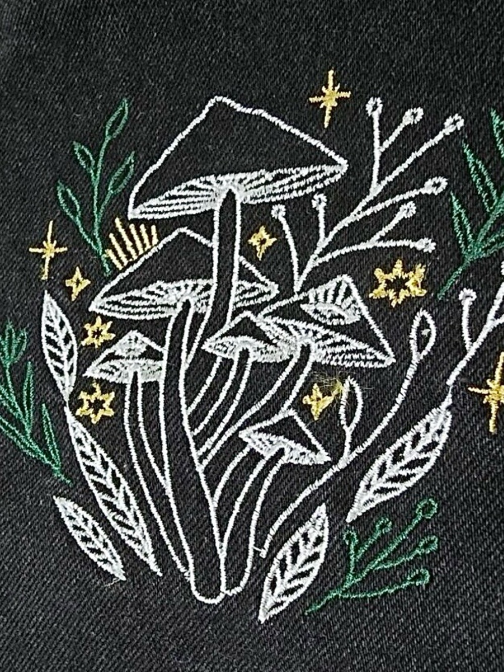 DISTURBIA Goth Embroidered Mycena Mushroom Mom Jeans Black 30 (US 8). - Picture 3 of 11